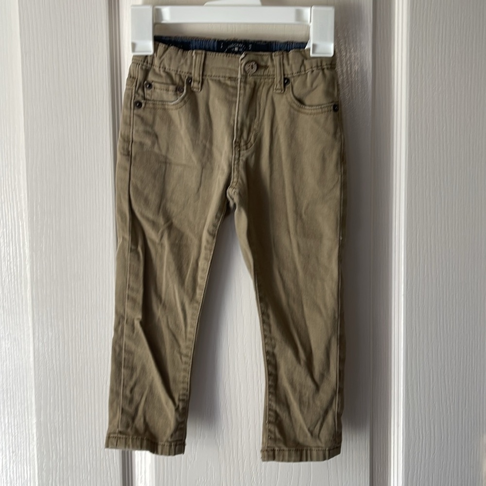 D17 Lucky Brand pants